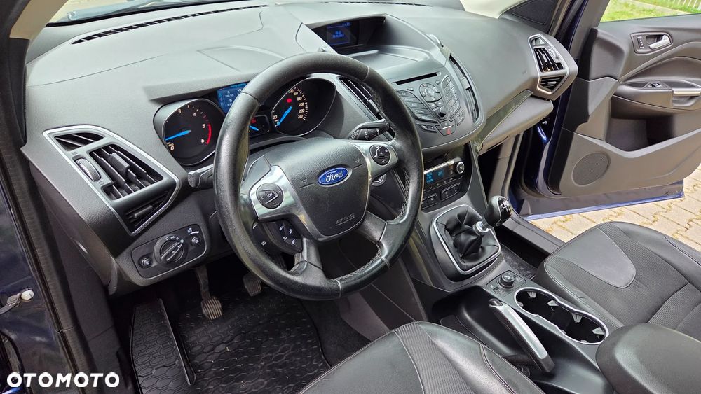 Ford Kuga 2.0 TDCi 4x4 Titanium - 13