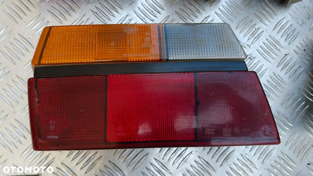 Lampa prawy tył VW Passat B1 sedan kombi passat B2 kombi - 15