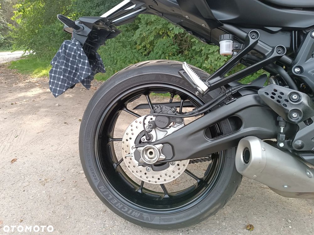 Yamaha MT - 4