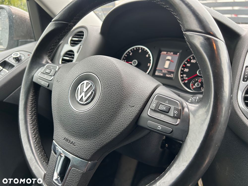 Volkswagen Tiguan 2.0 TDI DPF 4Motion BlueMotion Technology DSG Sport & Style - 19