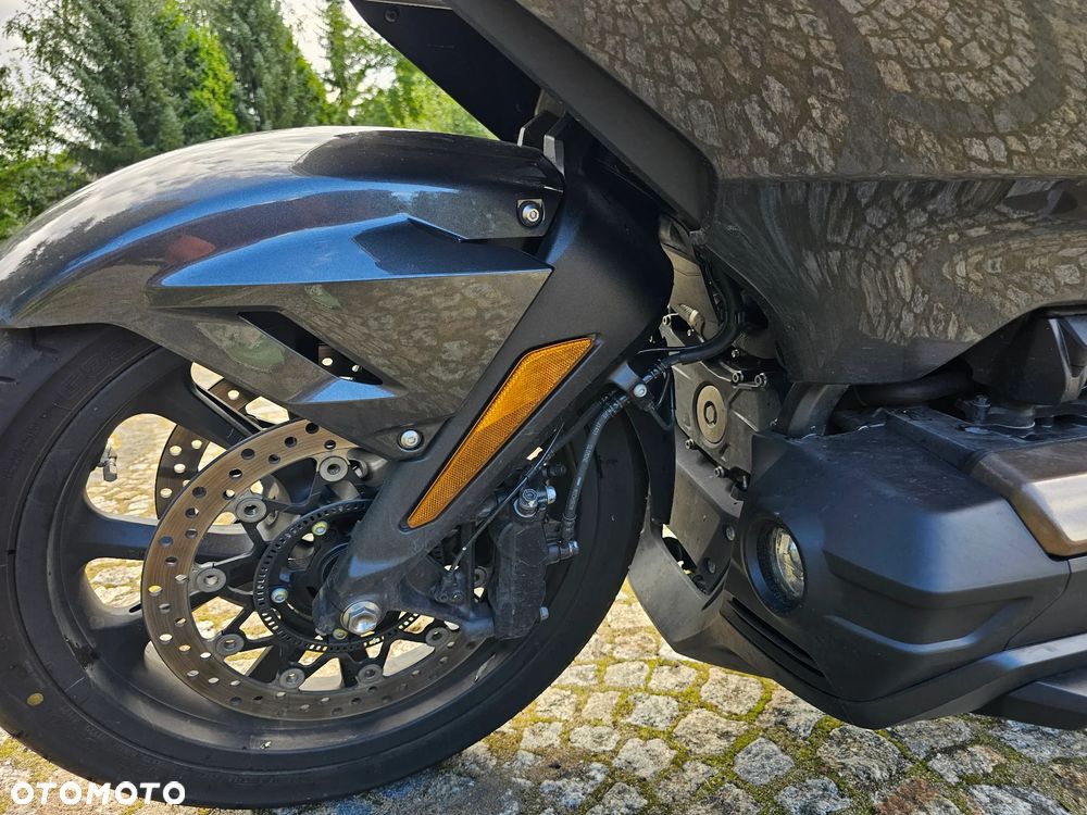Honda GL - 18