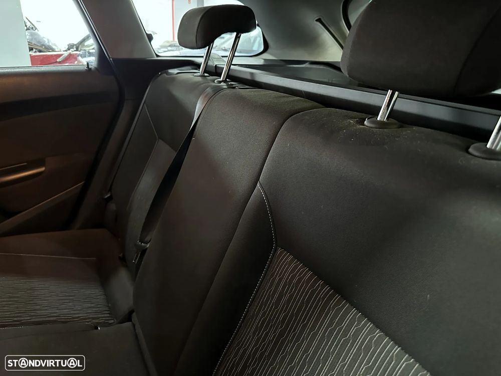 Opel Astra Sports Tourer 1.6 CDTi Executive S/S - 17