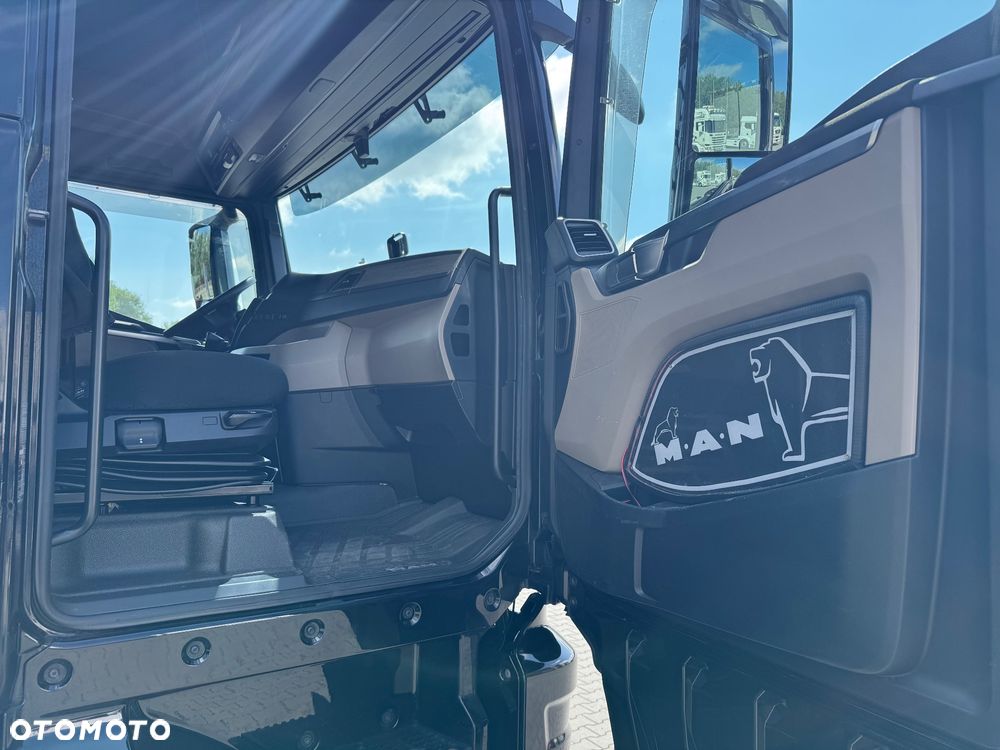 MAN TGX 18.510 XXL FULL LED BOGATA WERSJA Import Francja - 18