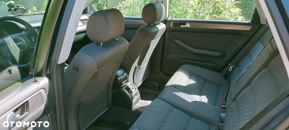 Audi A6 Avant 2.4 Multitronic - 15