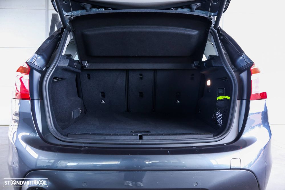 BMW 225xe Active Tourer Advantage - 12