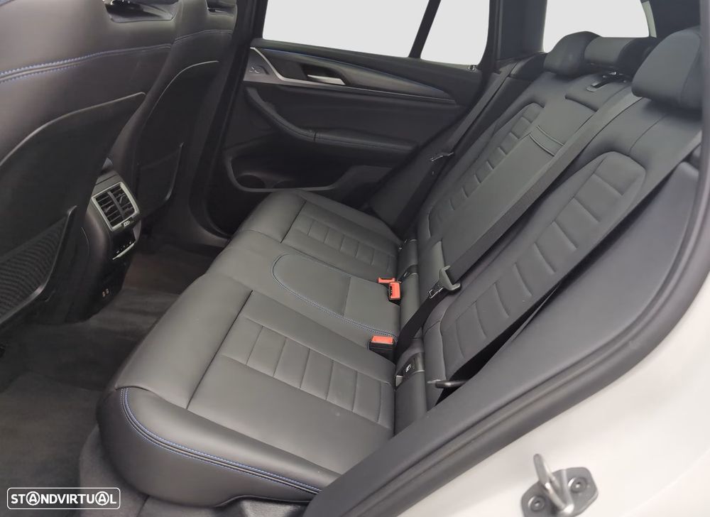 BMW X3 30 e xDrive Pack M - 12