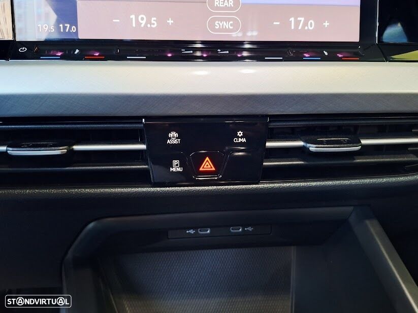 VW Golf Variant 2.0 TDi - 26