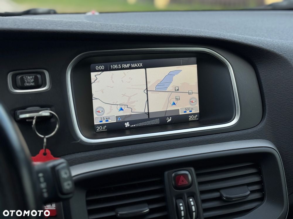 Volvo V40 D2 - 18
