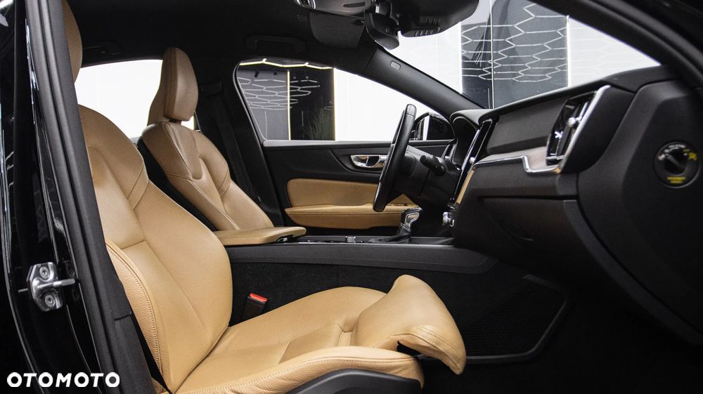 Volvo S60 B4 B Inscription - 17