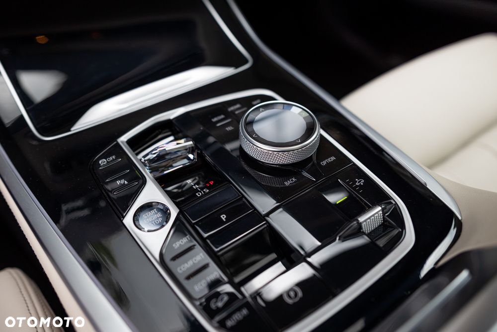 BMW X7 xDrive40d mHEV sport - 33