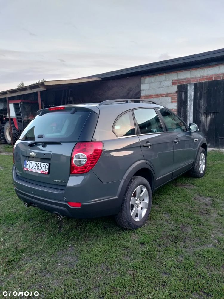 Chevrolet Captiva - 11