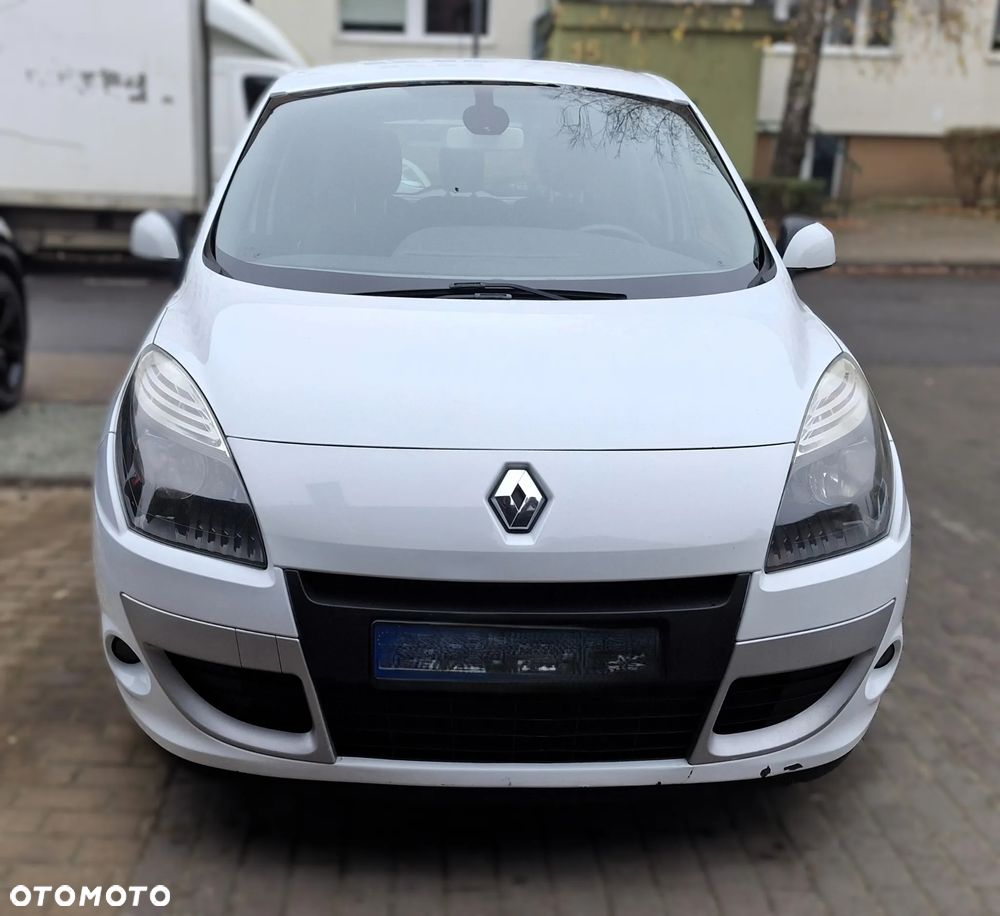 Renault Scenic - 2