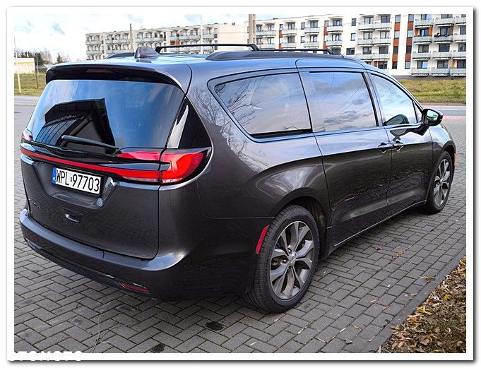 Chrysler Pacifica - 6