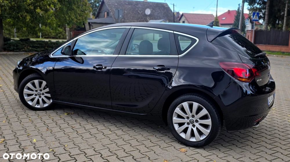 Opel Astra - 12