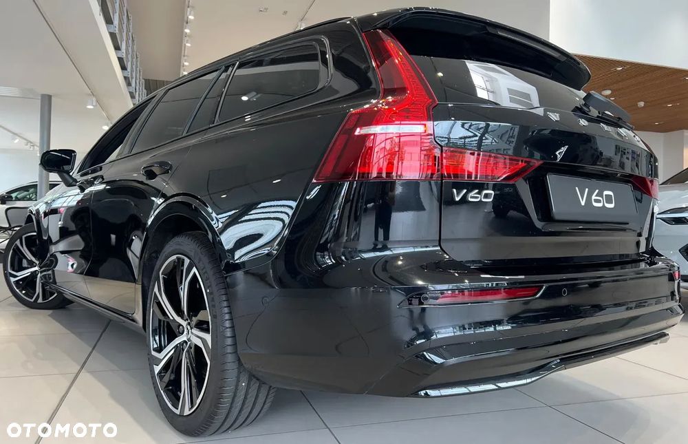 Volvo V60 B4 B Ultimate Dark - 27