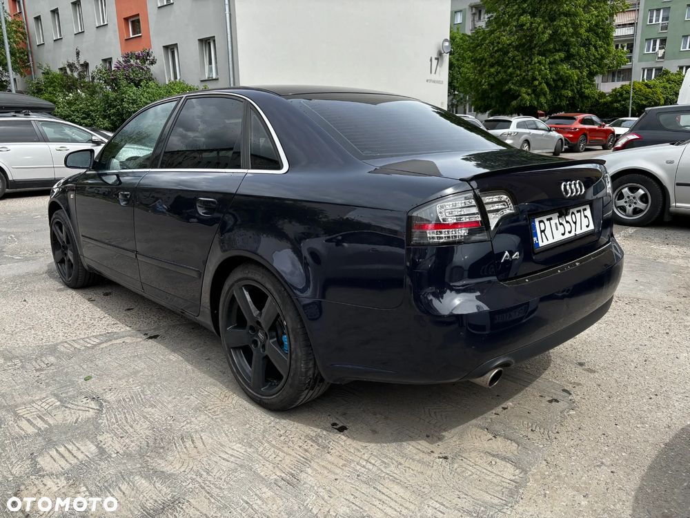 Audi A4 Limousine 1.6 - 4