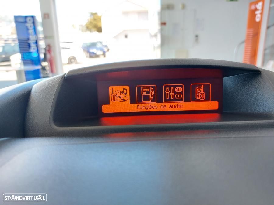 Peugeot Partner 1.6 BlueHDi L1 Premium 3 Lug.  -  IVA Dedutível - 29