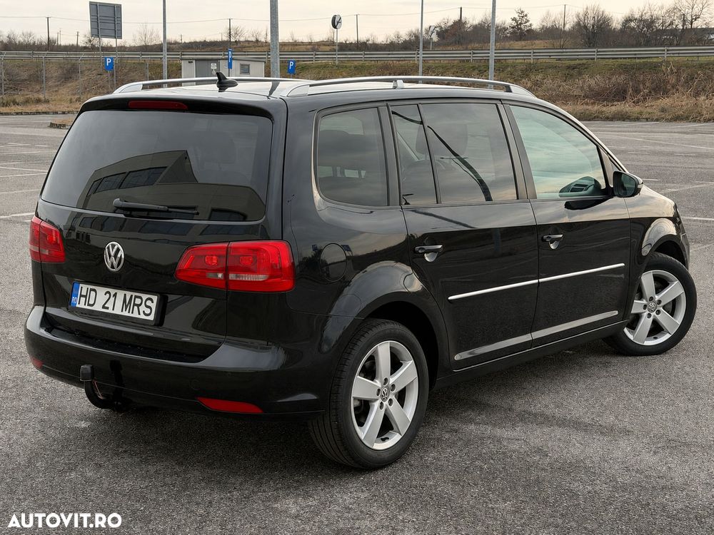 Volkswagen Touran 2.0 TDI DPF Highline - 3