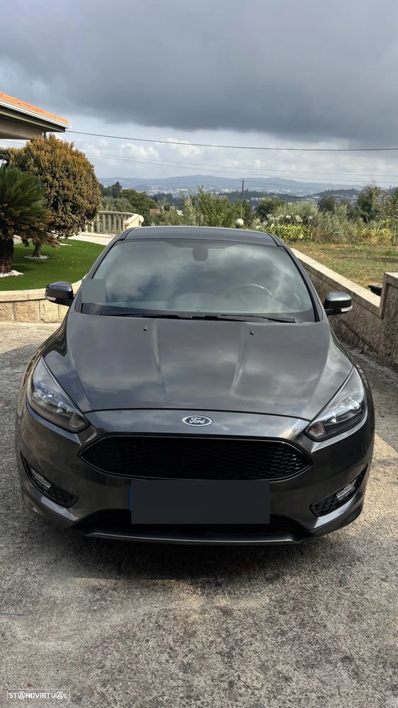 Ford Focus 1.5 TDCi ST-Line - 1