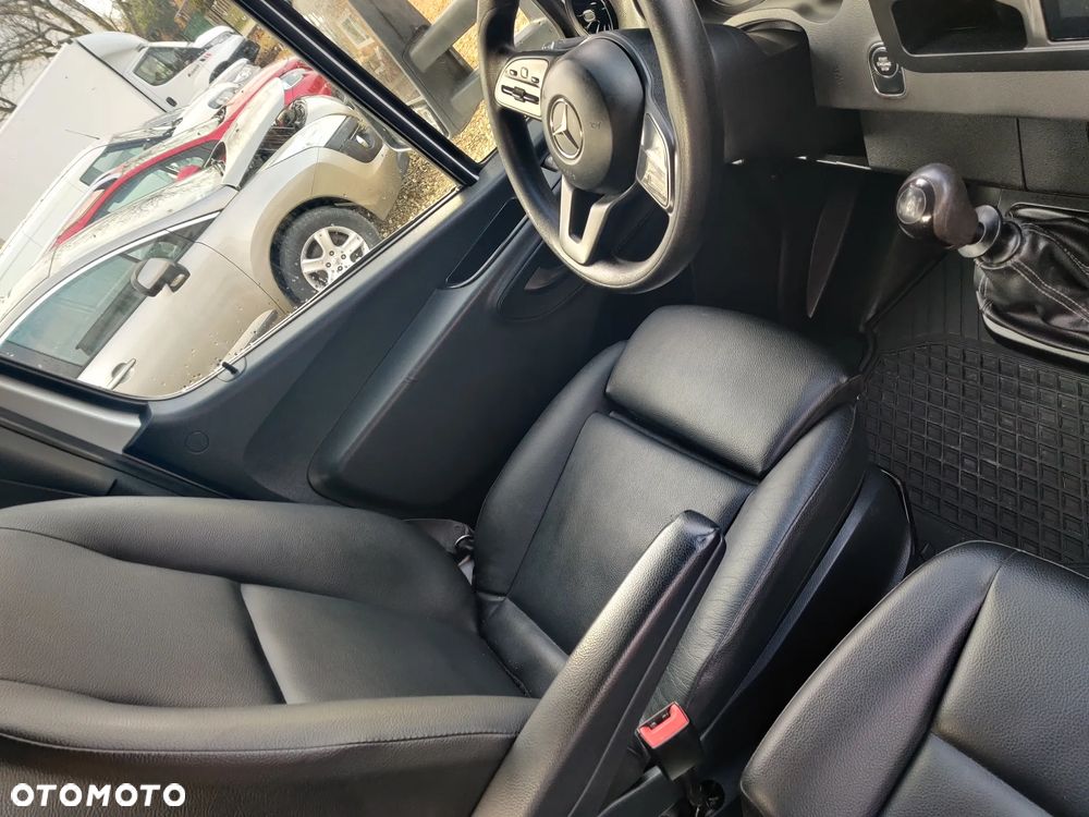 Mercedes-Benz SPRINTER 516 316 - 32