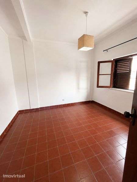 Moradia T3 com quintal - Grande imagem: 4/12