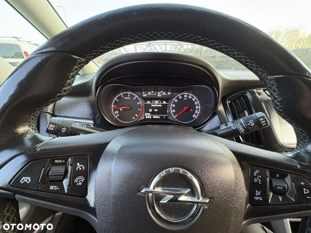 Opel Zafira - 16