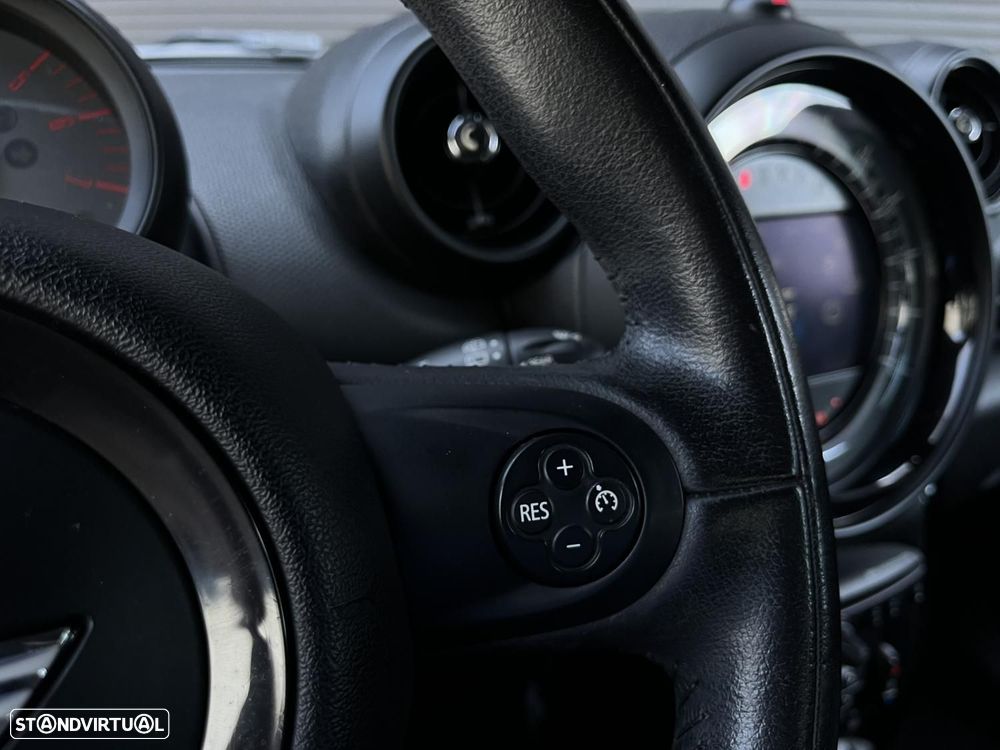 MINI Countryman Cooper D - 15