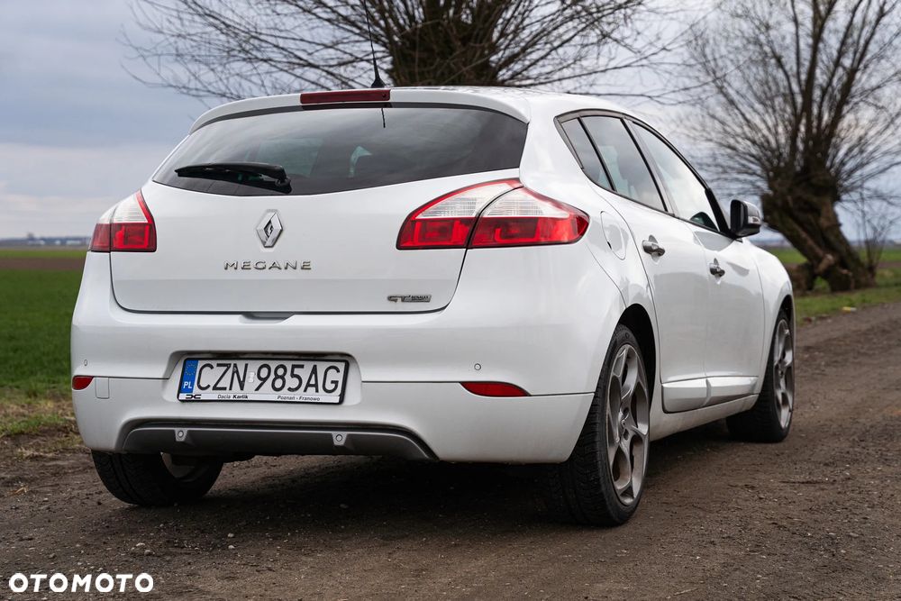 Renault Megane TCe 180 GT - 4
