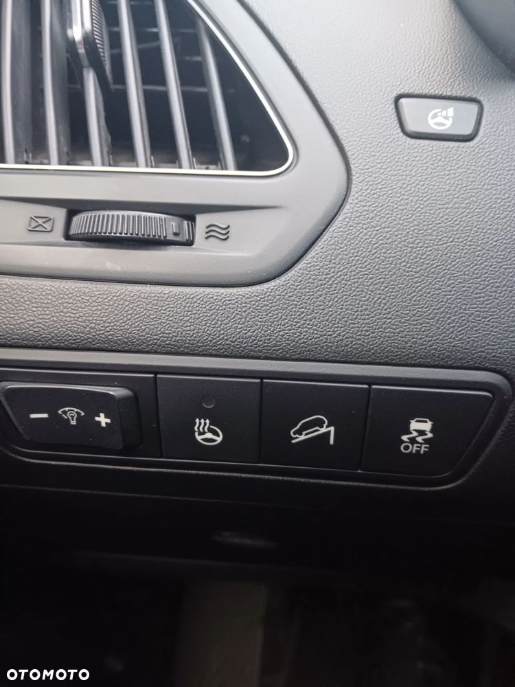 Hyundai ix35 1.7 CRDi Premium 2WD - 21