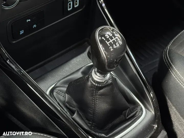 Ford EcoSport - 22