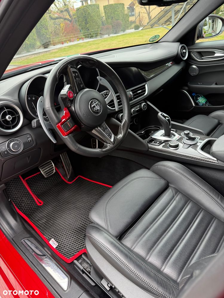 Alfa Romeo Giulia 2.9 Bi Turbo V6 Quadrifoglio - 6