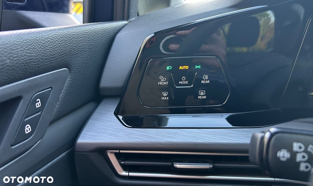Volkswagen Golf 2.0 TDI Style DSG - 24