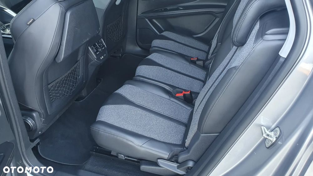 Peugeot 5008 - 9