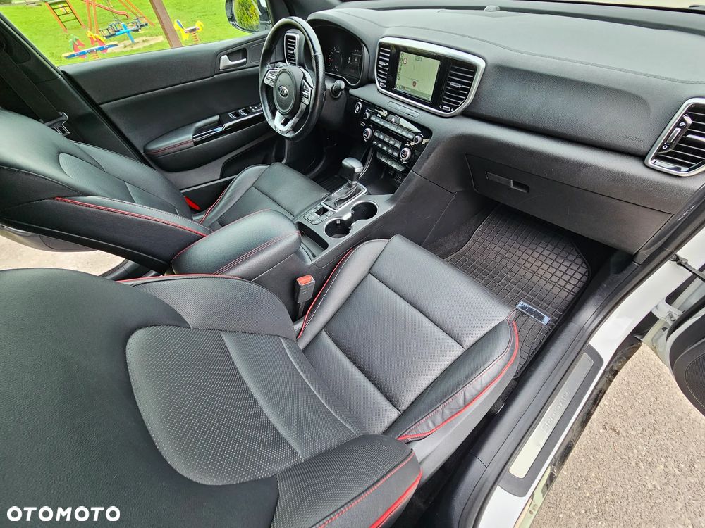 Kia Sportage - 12