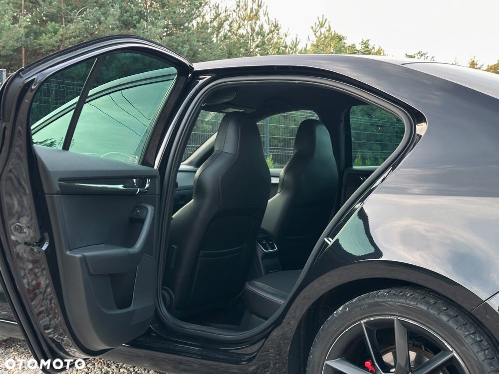 Skoda Octavia 2.0 TSI (Green tec) DSG RS - 22