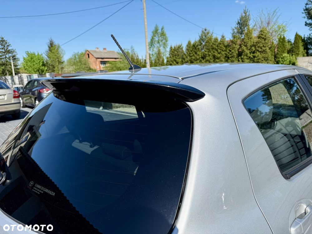 Toyota Yaris Hybrid 1.5 VVT-i Y20 Club - 18