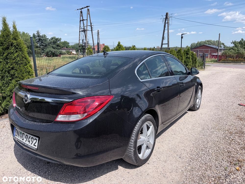 Opel Insignia 1.8 - 3