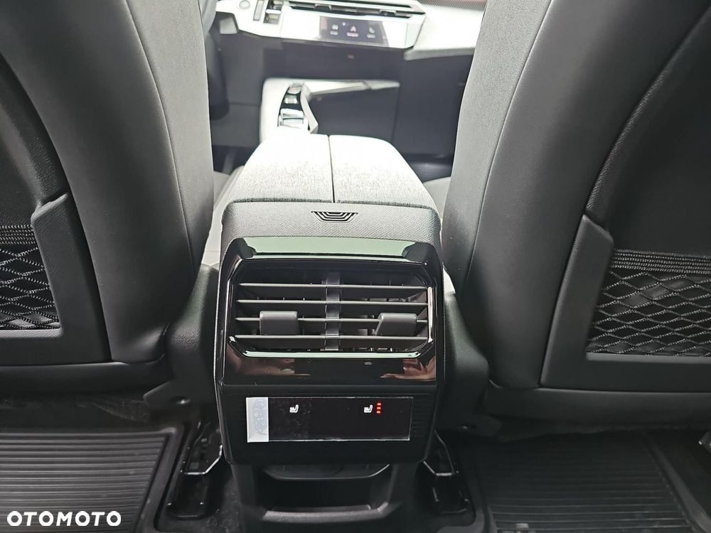 Peugeot 3008 - 23