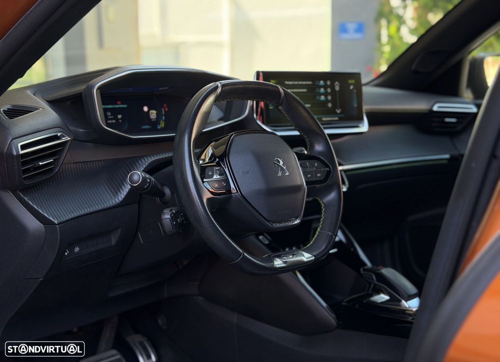 Peugeot e-2008 50 kWh GT - 5