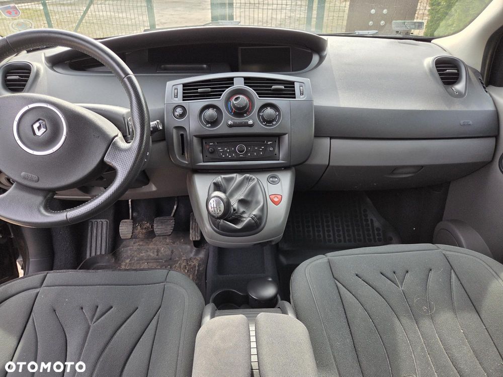 Renault Scenic 1.9 dCi FAP Avantage - 7
