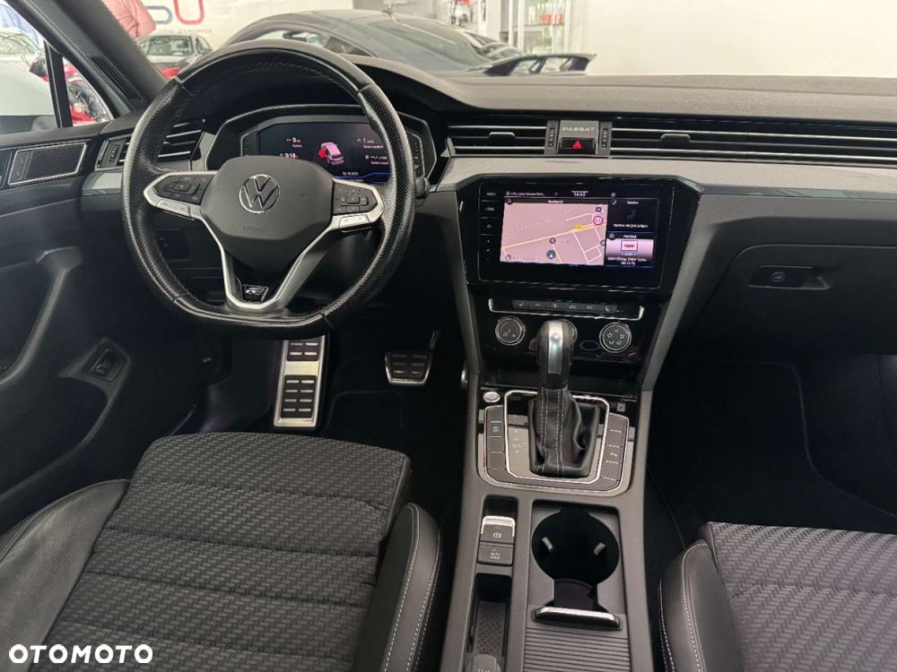 Volkswagen Passat - 7