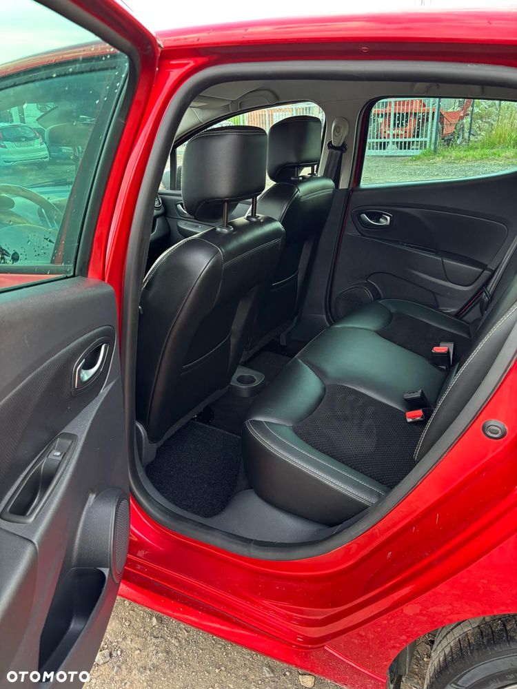 Renault Clio - 8