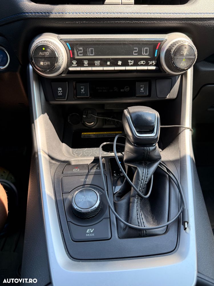 Toyota RAV4 2.5 VVT-iE 4x4 Dynamic - 17