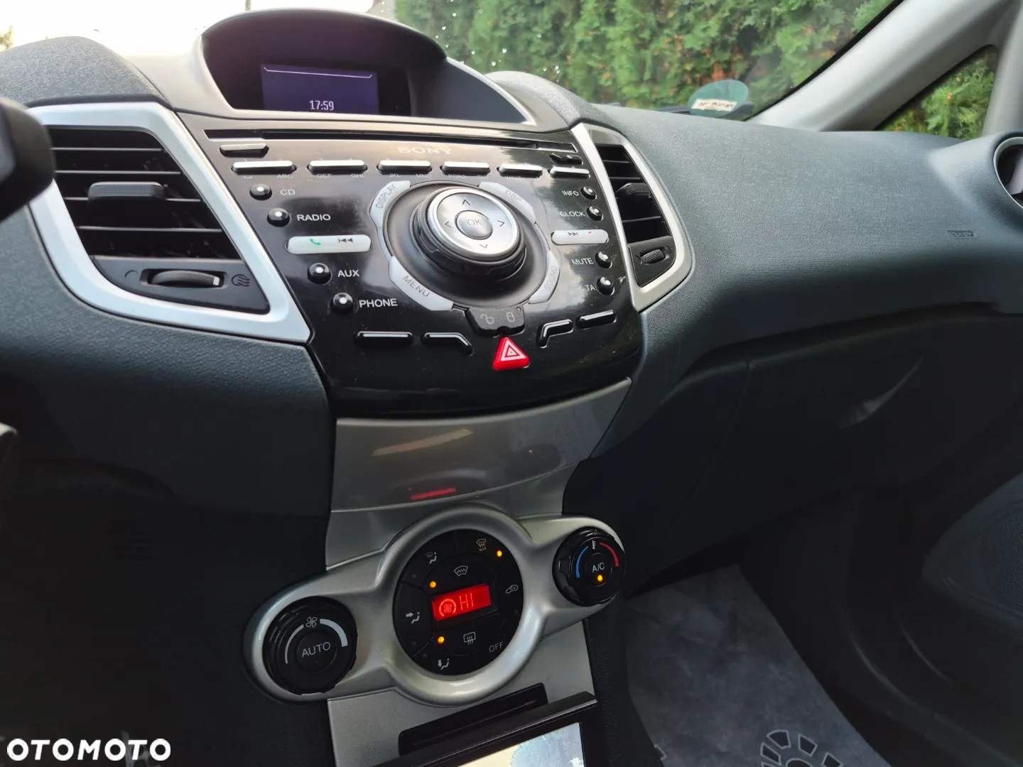 Ford Fiesta 1.25 Platinium X - 17