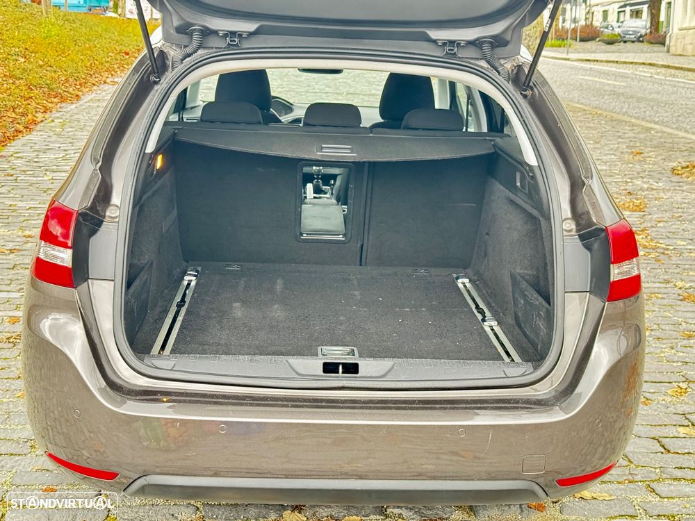 Peugeot 308 SW BlueHDi 120 Stop & Start Allure - 13