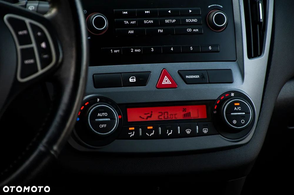 Kia Ceed 1.4 Comfort + - 32