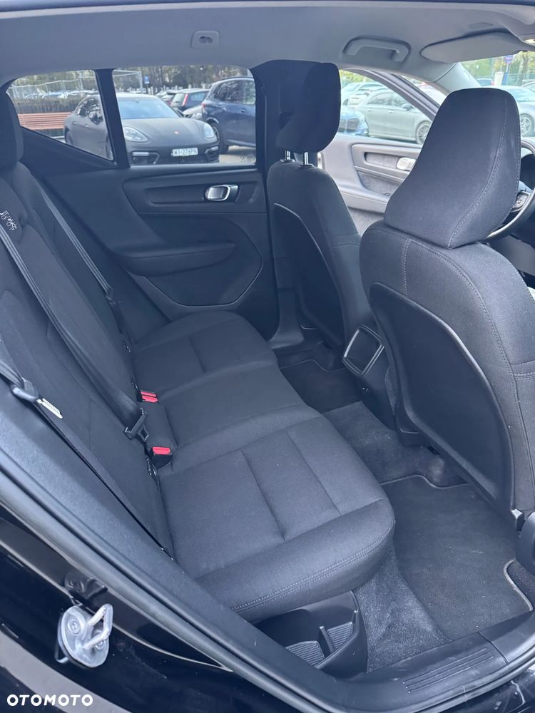 Volvo XC 40 T2 Essential - 12
