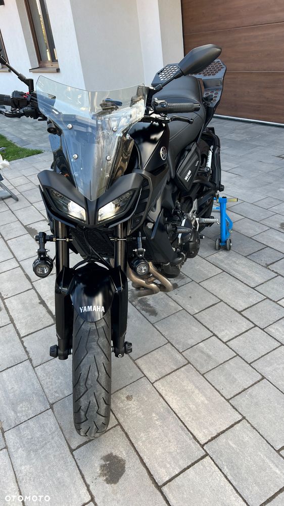 Yamaha MT - 24