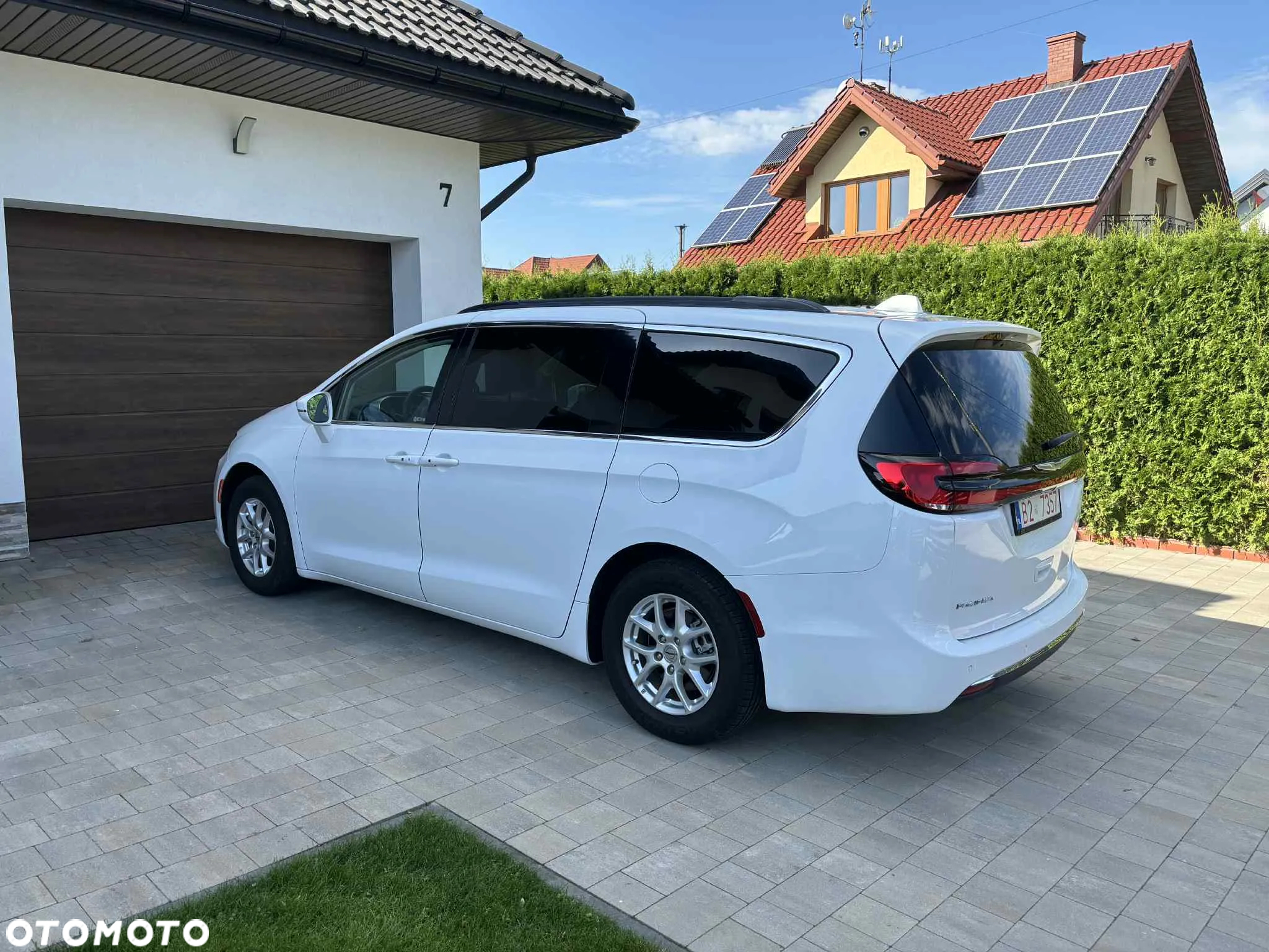 Chrysler Pacifica - 13