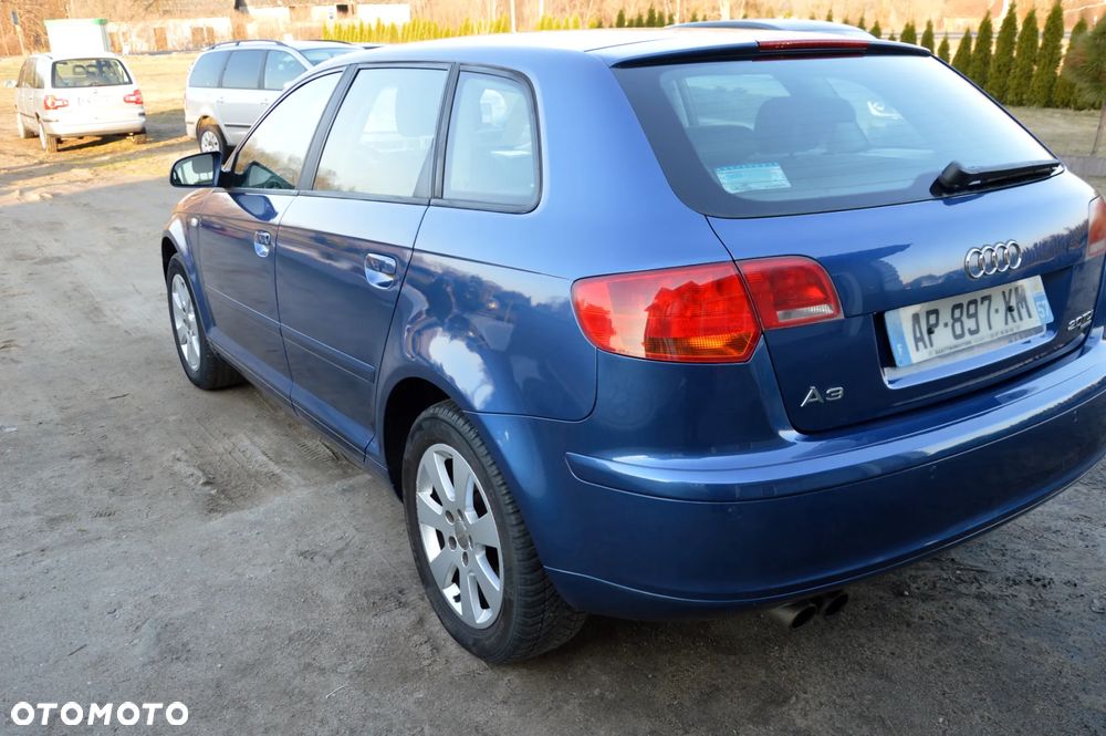 Audi A3 Sportback 2.0 TDI DPF quattro S line Sportpaket - 5